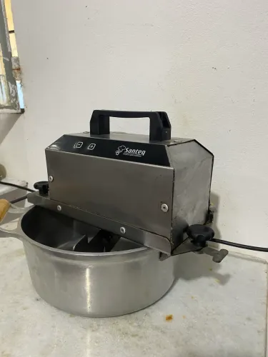 Panela mexedora de brigadeiro
