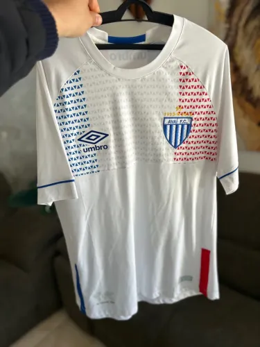 Camiseta Avai - Excelente Estado