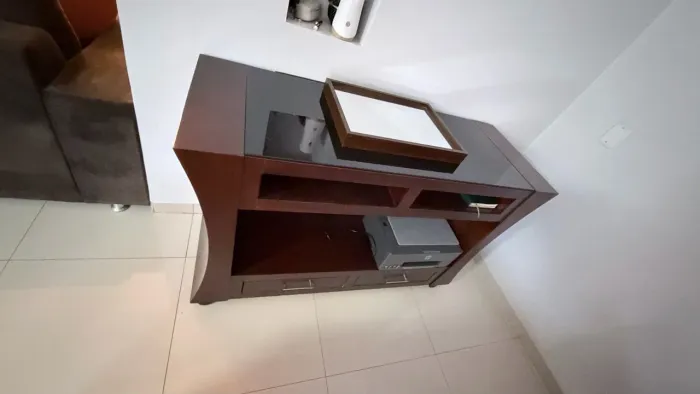 Aparador em madeira mdf