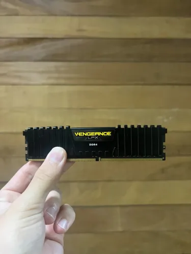 Memória RAM VENGEANCE LPXDDR4 8GB 3000Hz