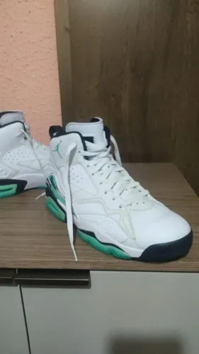 Vendendo Tênis Jordan MVP original usado apenas um dia.