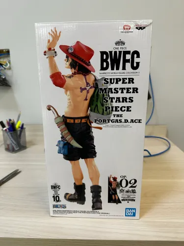 Bandai BWFC SMSP- One Piece- The portgas D ace the brush