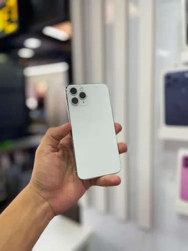 iPhone 11 Pro - 64GB <br>?1.499,00