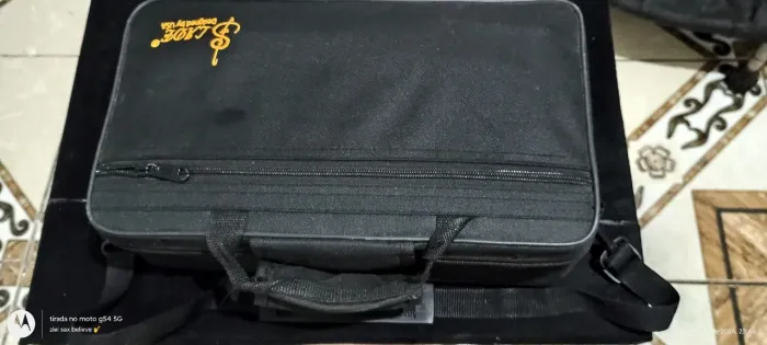Clarinete slade muito boa  não aceito ofertas nem trocas