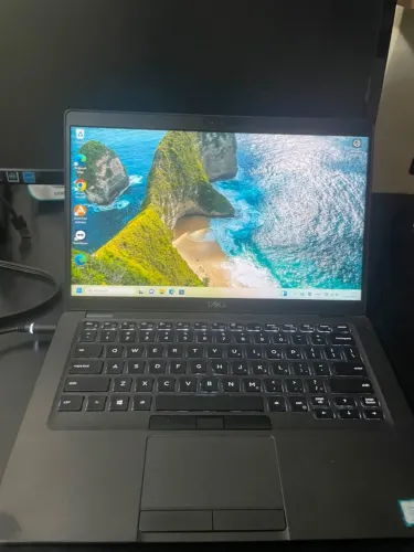 Dell Latitude 5401 Core i7 16GB SSD 256GB - Excelente Estado