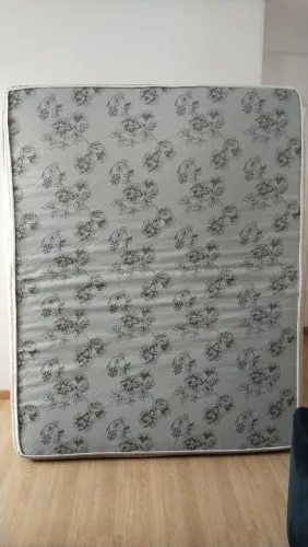 Cama box Queem