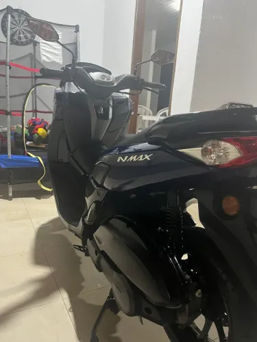 Nmax 160 abs