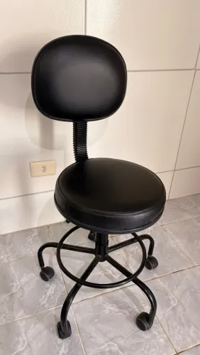 MOCHO COM APOIO PARA OS PÉS