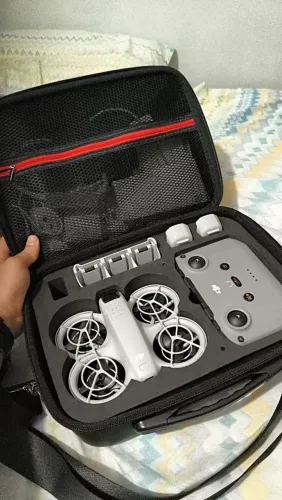 Drone Dji Neo + Controle + acessórios