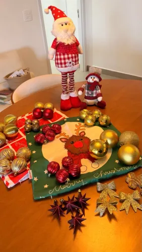 Decoração de Natal boneco papai noel.