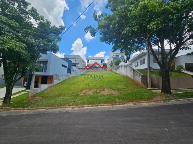 Terreno a venda no condomínio Ville de France em Itatiba SP.