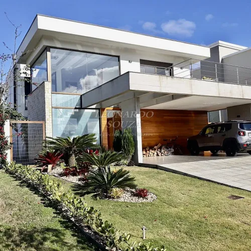 Casa em Condomínio a Venda no bairro Laranjal - Pelotas, RS