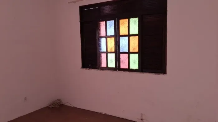 excelente casa térreo, 2/4, suíte, bom acabamento, boa localização