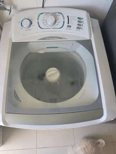 Vendo Máquina de Lavar