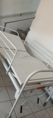 Cama Hospitalar Pouco Usada