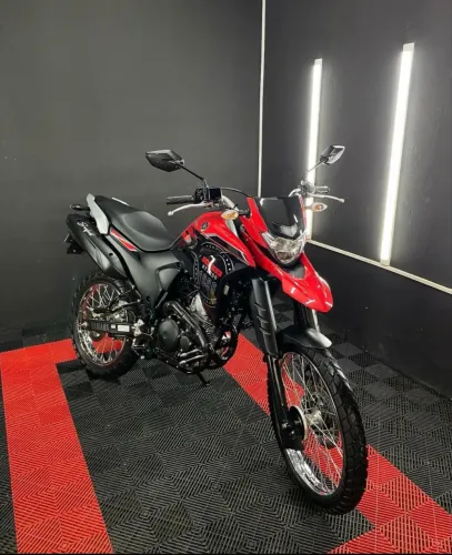 VENDO Yamaha XTZ 250 Lander 2024 
