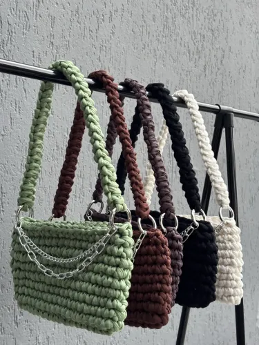 Bolsas de crochê - @calli.bags