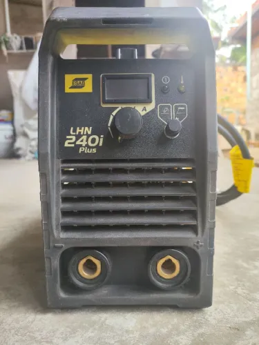 Máquina de solda