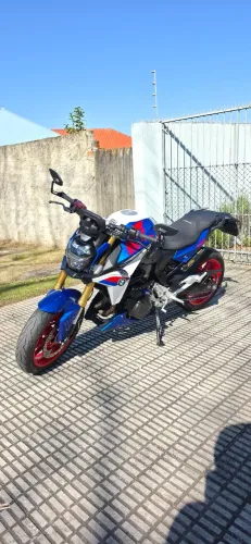 BMW F900 R SPORT PLUS