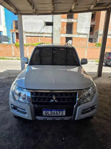 Mitsubishi Pajero HPE Full 3.2 4X4 T.i.dies. 5P AUT 2018