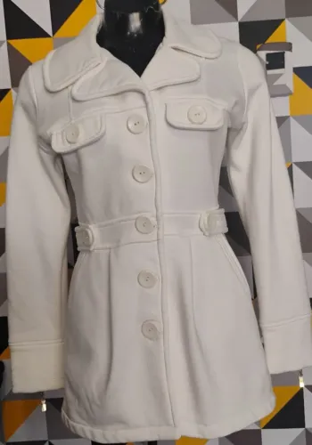 Lindo casaco feminino moletom bem grosso T/38 cor creme muito lindo!