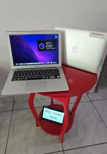 MacBook Air Apple i7 / 8GB RAM / SSD 512GB (Bateria Nova)