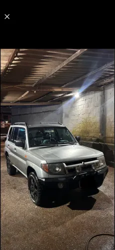 Mitsubishi Pajero IO Aut. 2000