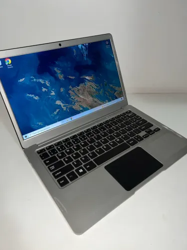 Notebook Multilaser Legacy (Barbada)