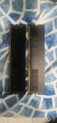 2 memórias ddr4 16 giga cada