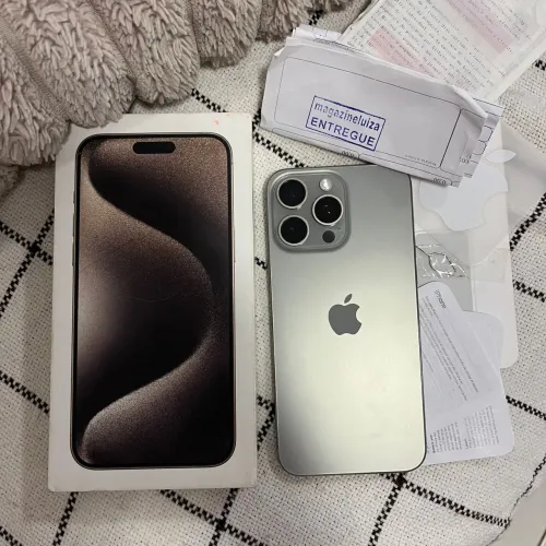 iPhone 15 Pro Max 256GB Titânio Natural com NF Novíssimo