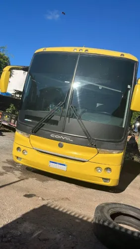 Ônibus Comil