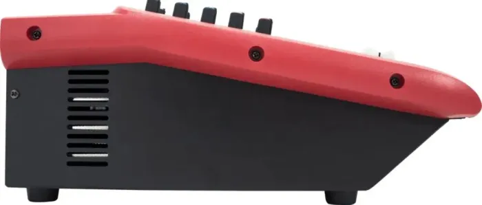 Mesa de som amplificada Soudvoz 04 canais