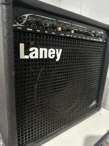 Cubo de guitarra Laney