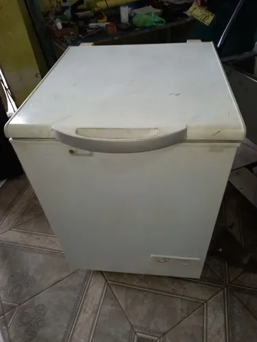 Congelador de 144 litros