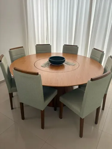 Mesa jantar redonda com 8 cadeiras - tampo rotatório - ótimo material, feita sob medida