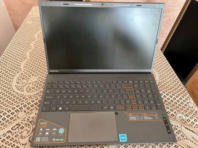 Notebook Positivo Vision C15 128GB - Pouco Usado + Caixa e Carregador
