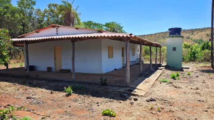 Fazenda a venda e flores de Goiás