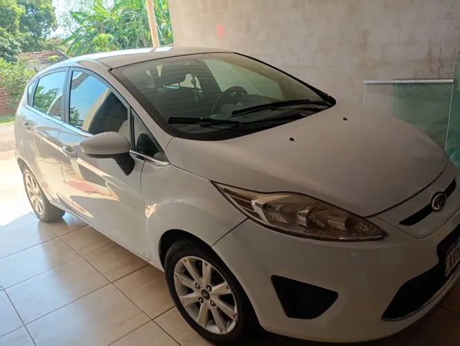 Ford Fiesta SE 1.6 16V Flex 5P 2012