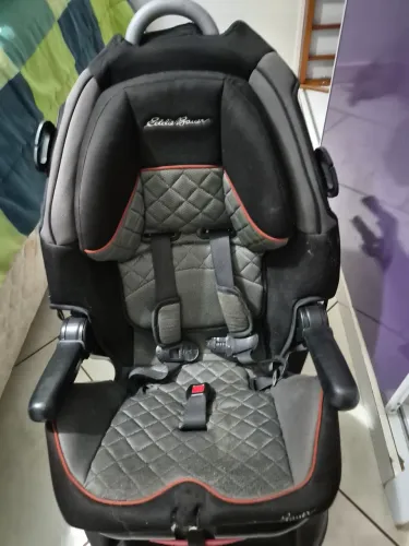 Cadeirinha de carro eddie bauer