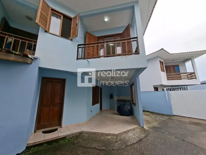 Casa de 3 quartos para aluguel no Bairro Santa Monica em Florianopolis