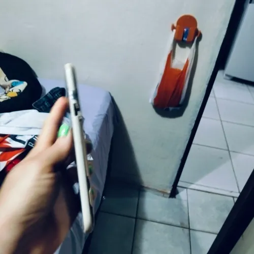 Samsung 16gigas50reais pra tirar peças pega perfeito porem n uso mais 