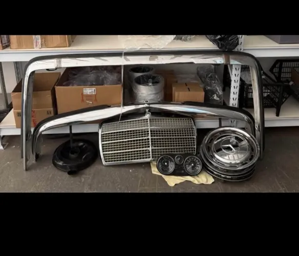 Peças Mercedes W114 - 1974