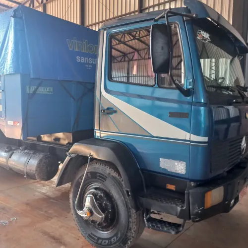 Vendo MB 1214 Caçamba