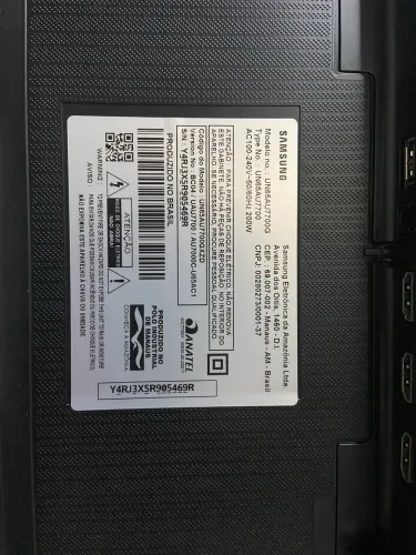 Tal tv Samsung 65 quebrada para retomar peças