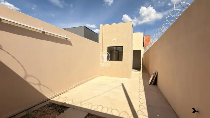 CASA À VENDA NO BAIRRO INDEPENDÊNCIA MONTES CLAROS/MG