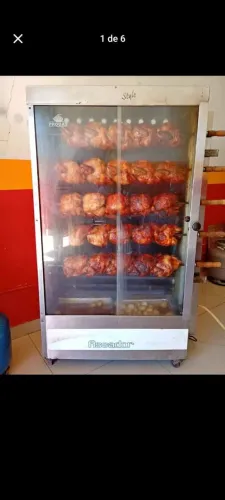 Máquina de assar frango 