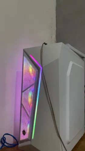 PC Gamer + RTX 4060 8gb