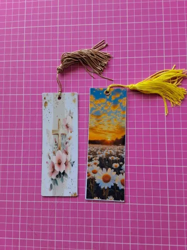 Marca-páginas Plastificado com Tassel | Marcador de Livro Decorativo