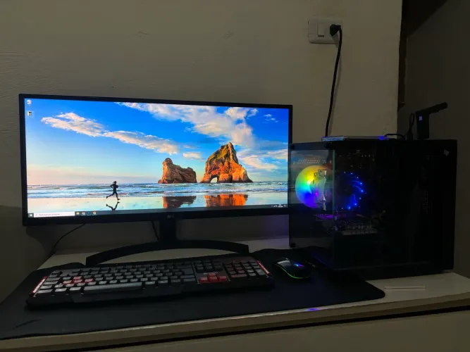 Setup Gamer - PC + Monitor