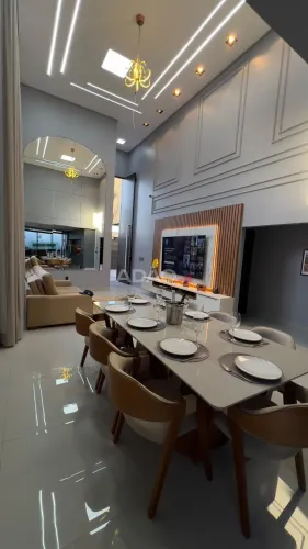 Casa térrea de alto padrão no Residencial Havaí